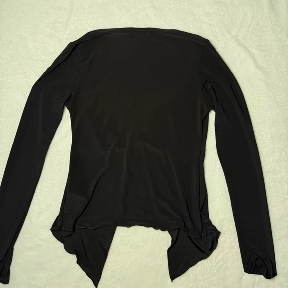 PrettyLittleThing Elegant Black Long Sleeve Top - Picture 3 of 4